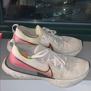 Nike Infinity React - Men’s Size 11.5